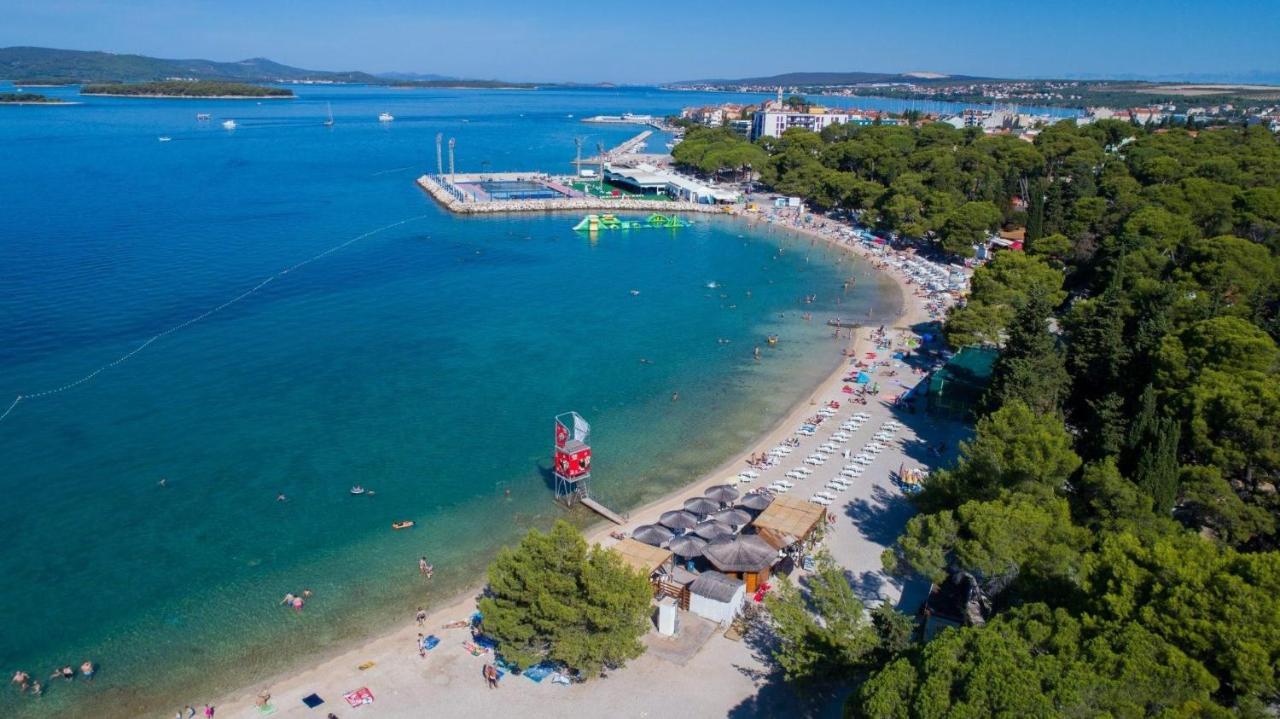 D&D Apartmani Biograd Na Moru Bagian luar foto