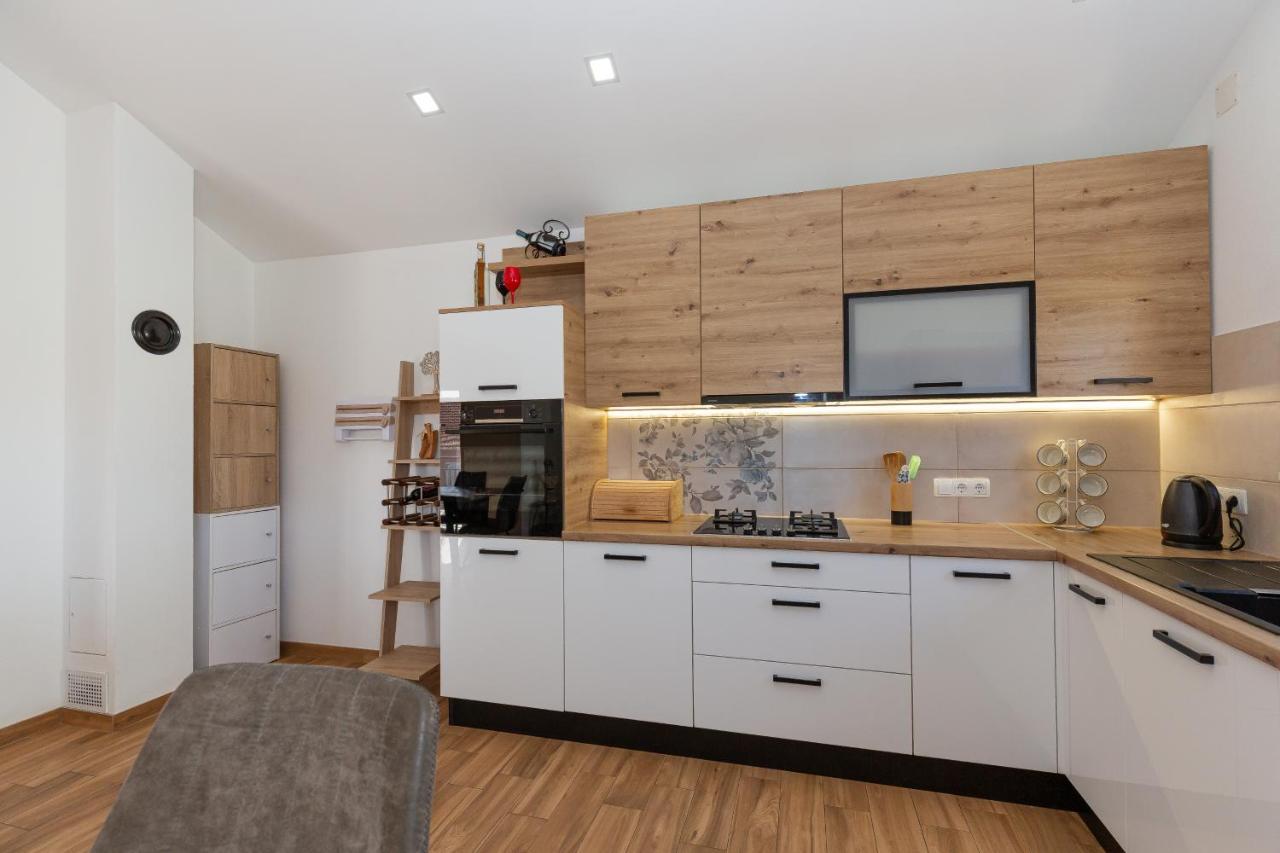 D&D Apartmani Biograd Na Moru Bagian luar foto