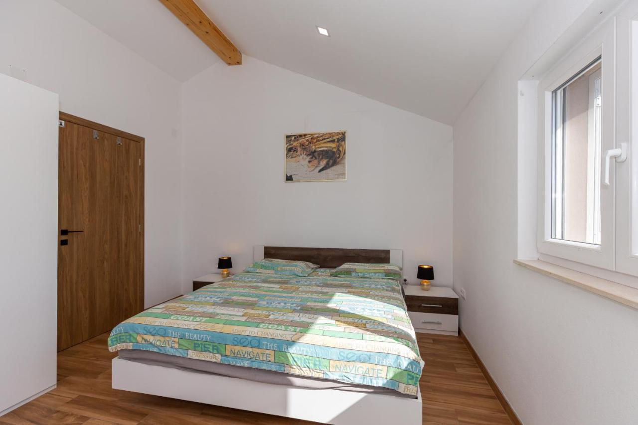 D&D Apartmani Biograd Na Moru Bagian luar foto