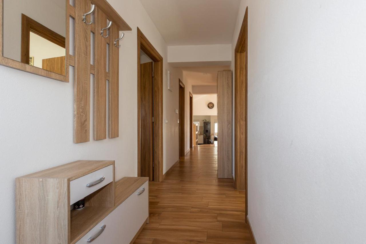 D&D Apartmani Biograd Na Moru Bagian luar foto