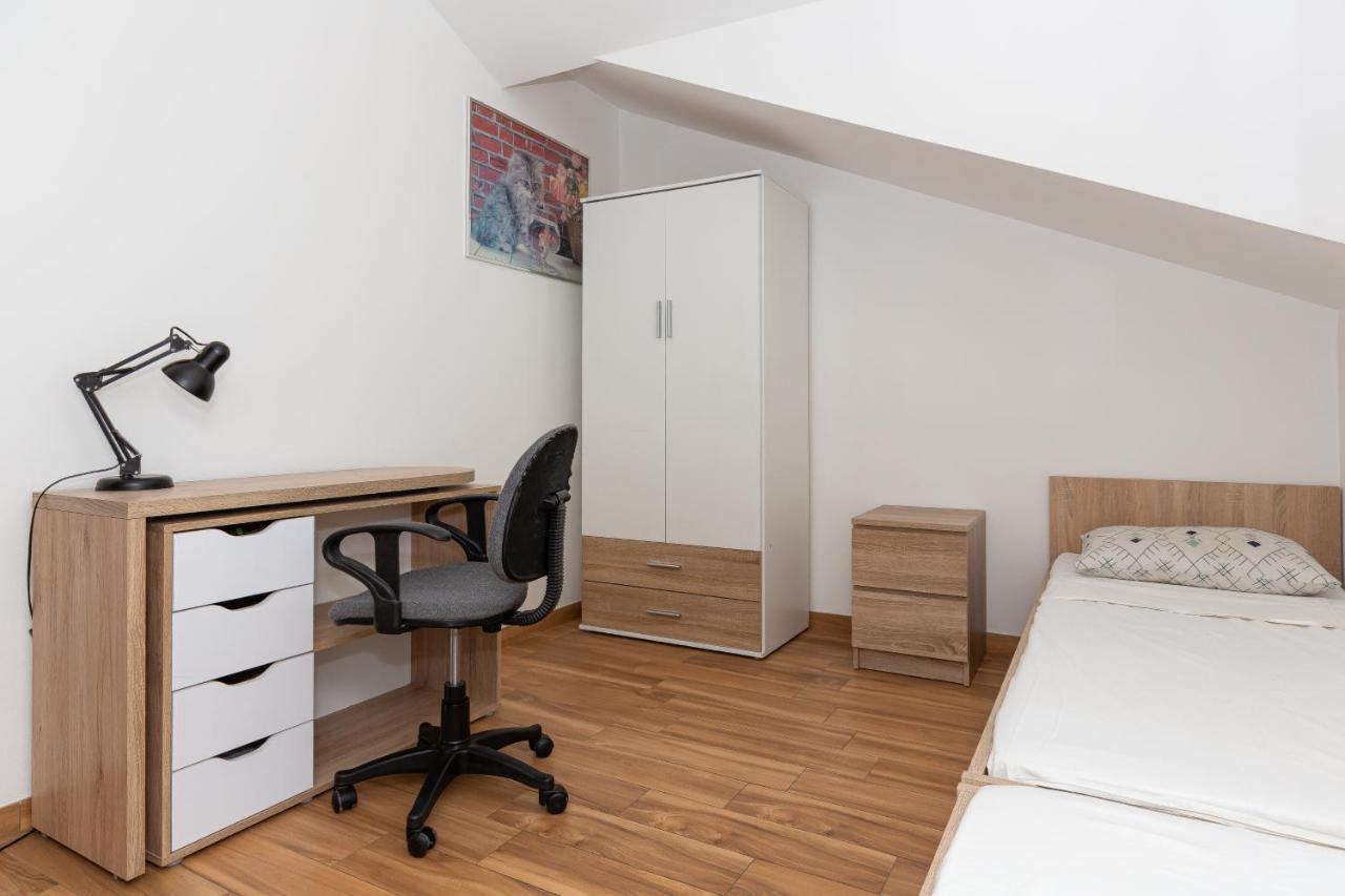 D&D Apartmani Biograd Na Moru Bagian luar foto