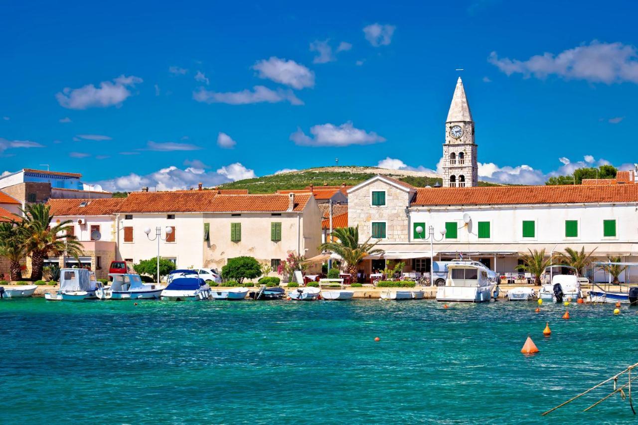 D&D Apartmani Biograd Na Moru Bagian luar foto